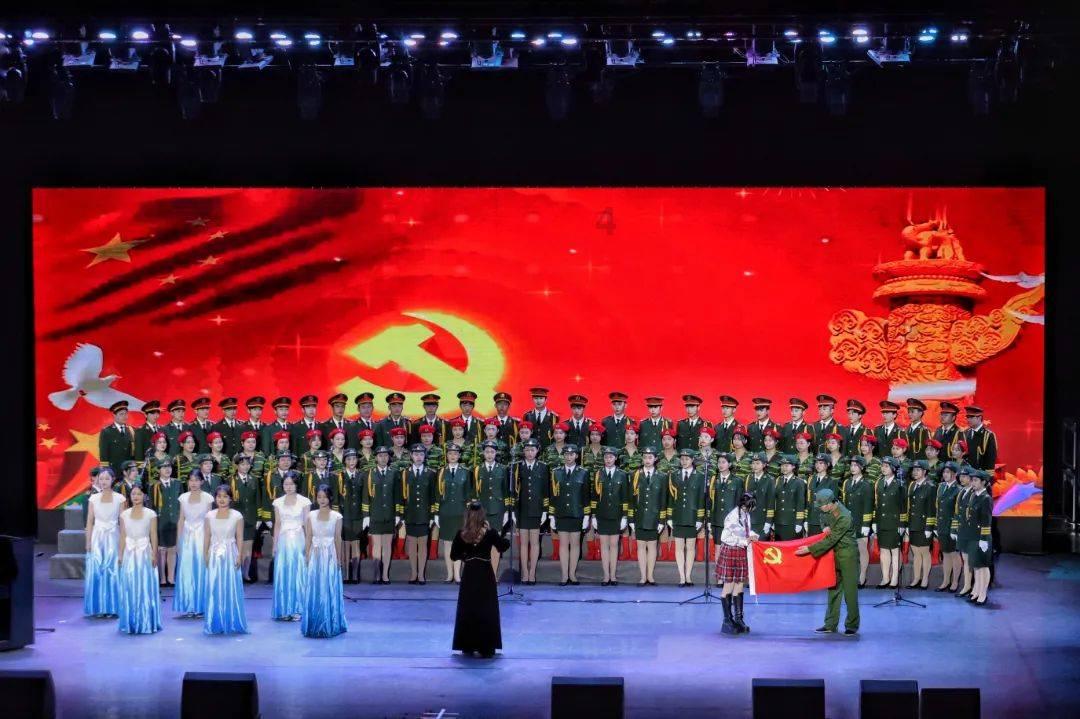 我努力工作,我的狗就能过得更好 | 给狗买礼物比给自己买更幸福